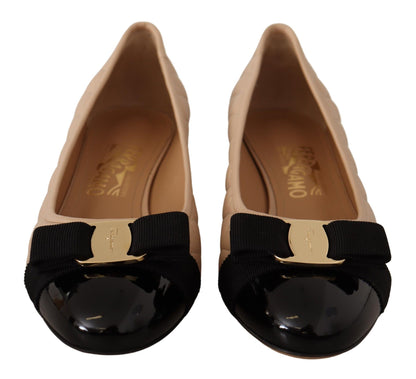 Salvatore Ferragamo Elegant Quilted Leather Pumps in Beige and Black