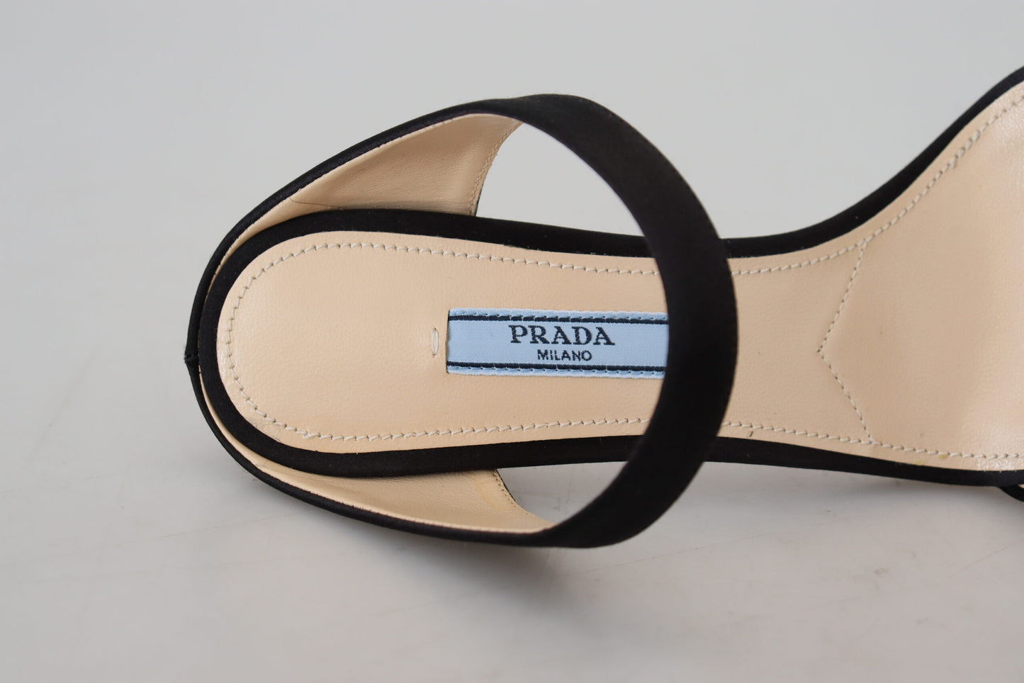 Prada Sandalias De Cuero Negras Tacones De Aguja Zapatos Con Punta Abierta