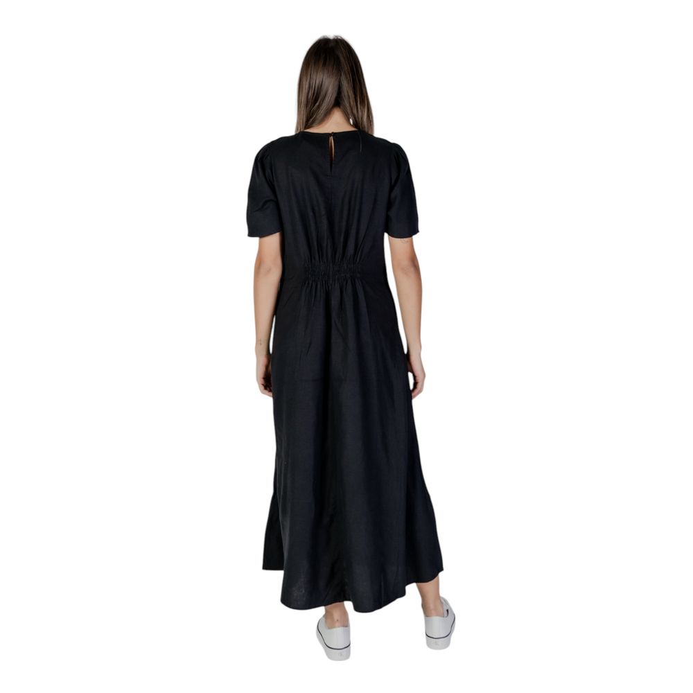 B.Young Black Linen Dress