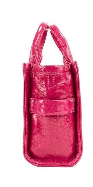 Marc Jacobs The Shiny Crinkle Mini Tote Bolso bandolera de cuero magenta